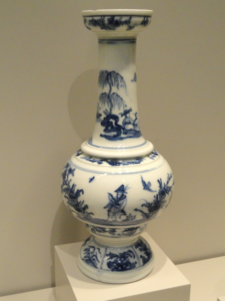 Looking for the most valuable porcelain figurines at estate sales