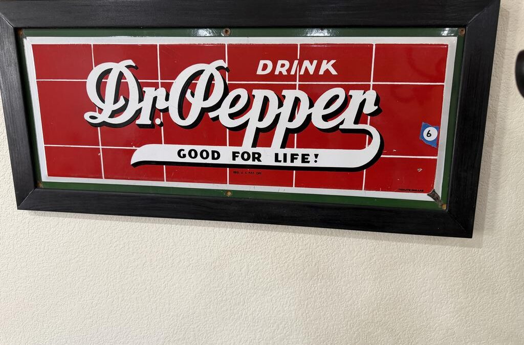 Vintage Americana Auction: Advertising, Western Finds & More