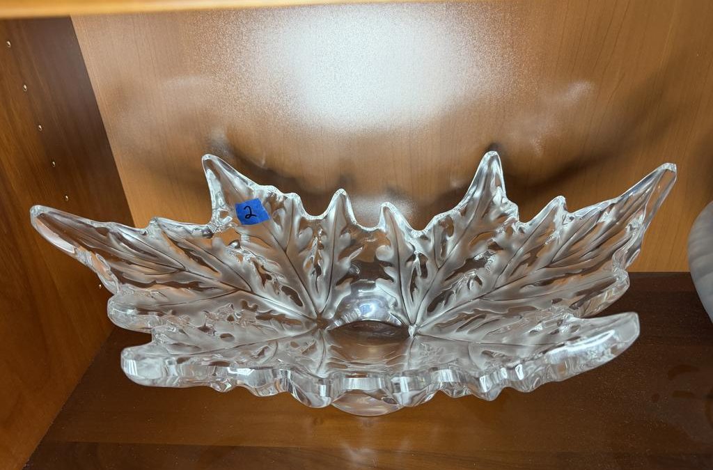 Online Estate Collectibles Auction: Lalique, Lladró & Lucy